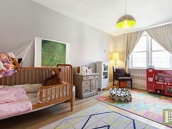 5th image of 100 Overlook Ter APT 821