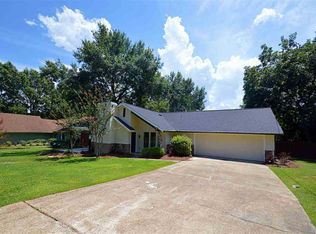 341 Timber Ridge Ct W, Ridgeland, MS 39157