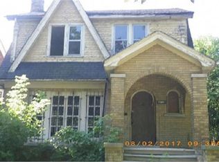 11726 Wilshire Dr, Detroit, MI 48213