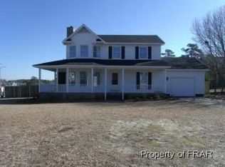 201 Laketree Blvd, Spring Lake, NC 28390