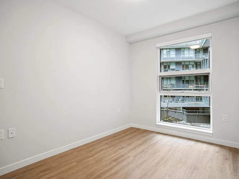 3435 Sawmill Cres — Photo 43