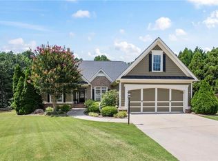 1215 James Walter Dr, Loganville, GA 30052