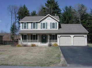 40 Whitney Rd, Saratoga Springs, NY 12866