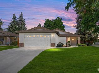 10200 Cheyenne Dr, Bakersfield, CA