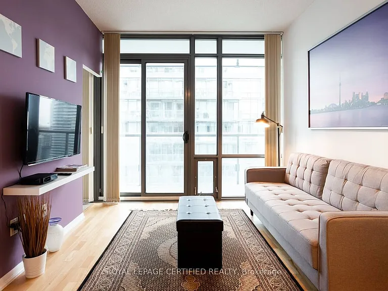 38 Grenville St #3210 — Photo 10