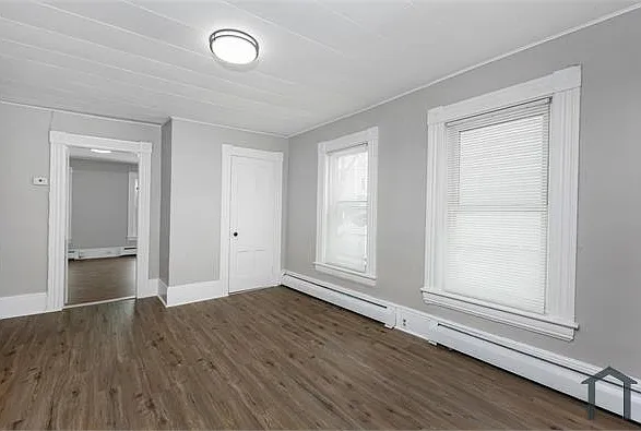 221 Lake Ave — Photo 10