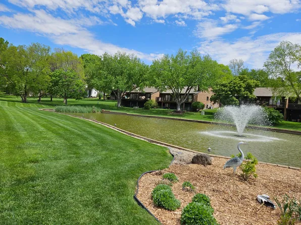 2018 Greenbriar Ln, Lincoln, NE 68506