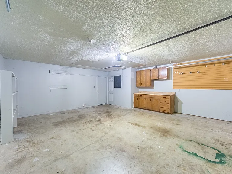 121 Lake Vis W — Photo 30
