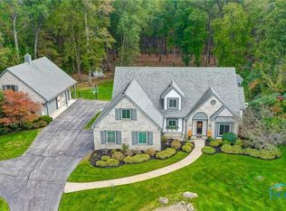 2360 Gradwohl Rd, Toledo, OH 43617