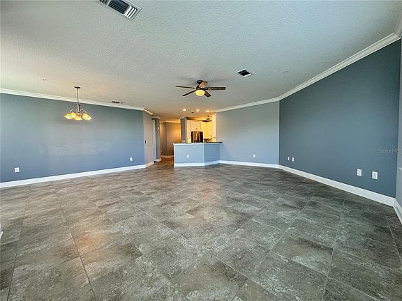 5th image of 3404 79TH STREET CIRCLE W #203