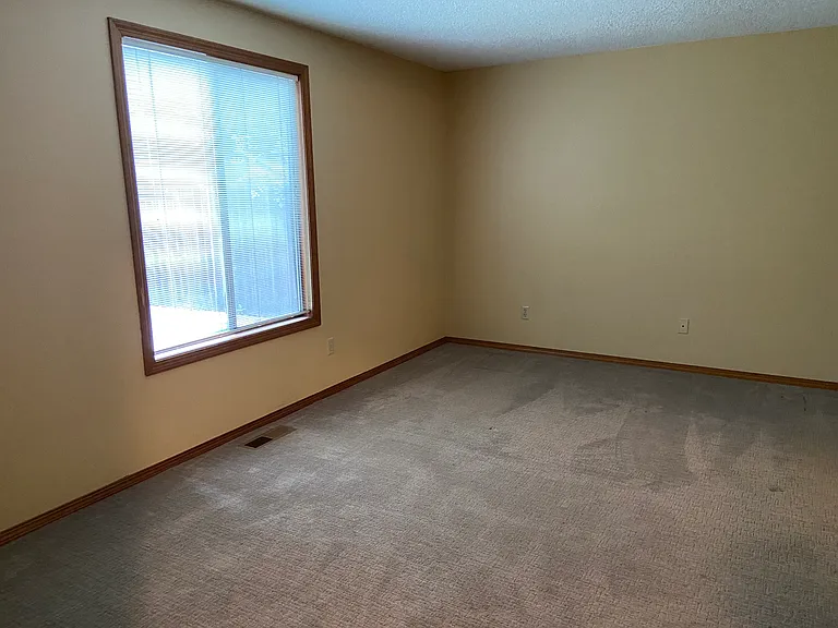 8587 SW Hamlet St — Photo 10