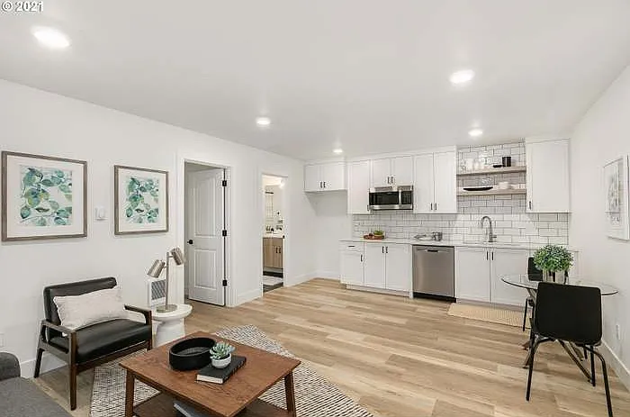 3545 SE Alder St #A — Photo 3