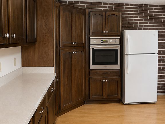 3rd image of 1651 Kelby Dr APT 1