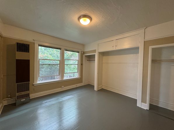 215 Pontius Ave N APT 2