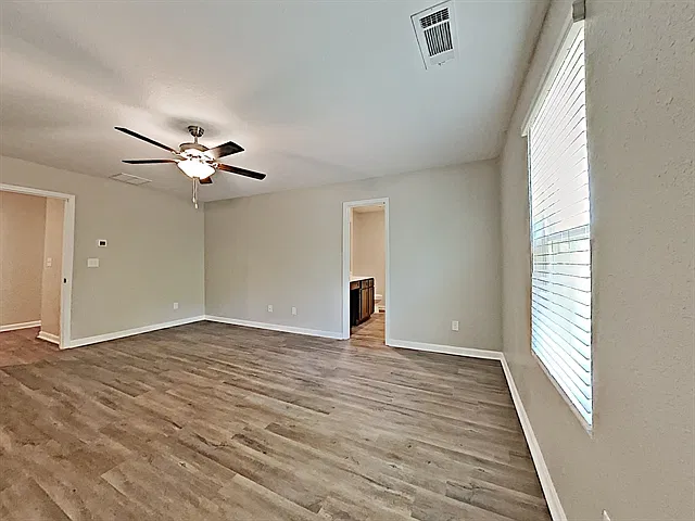 3435 Ridge Hill Pkwy — Photo 10