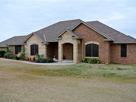 3rd image of 2300 S Ross Dr