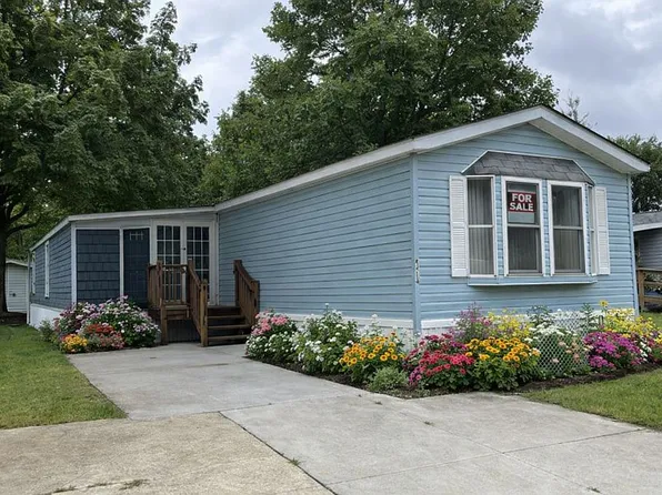 6414 Timeless Ln, Madison, OH 44057