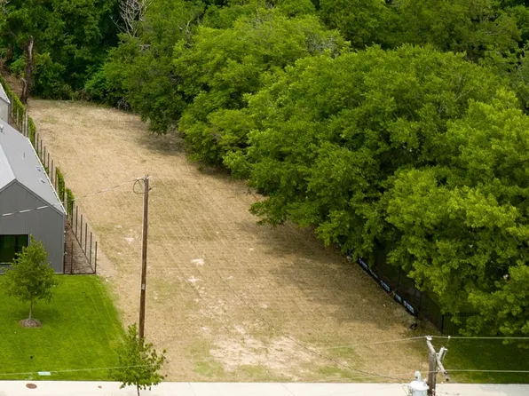 1223 Stafford St, Dallas, TX 75208