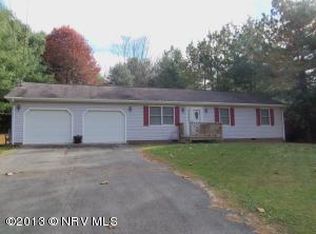 1095 Hans Meadow Rd, Christiansburg, VA 24073