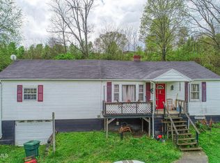 389 Watterson Gap Rd, Surgoinsville, TN 37873