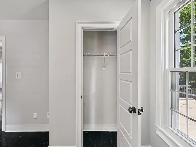 725 N 2nd St — Photo 37