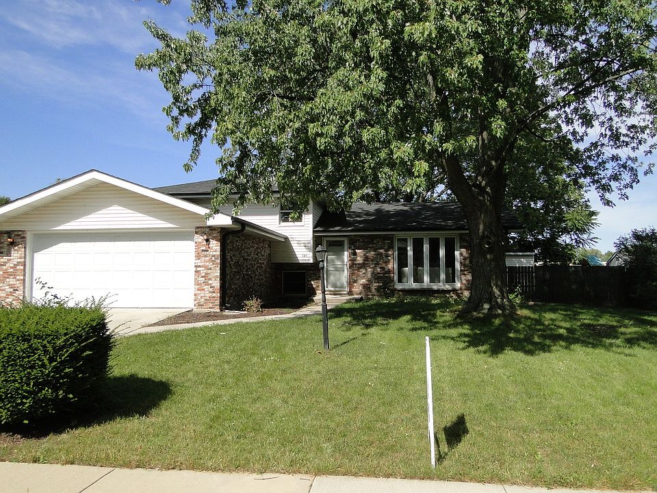 1st image of 121 Heritage Dr
