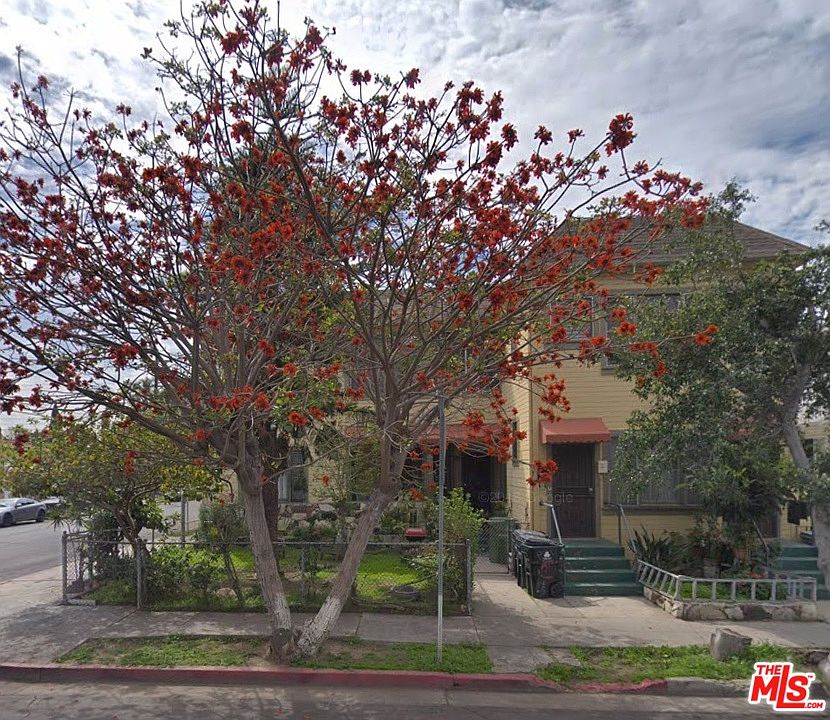 1st image of 1878 W 22nd St