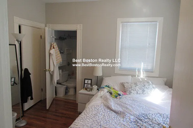 20 John F Kennedy St #7 — Photo 16
