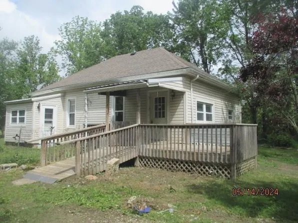 27293 Sinkhole Rd, Hughesville, MO 65334