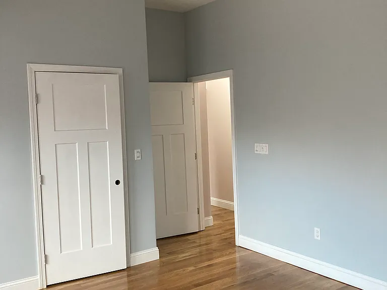 266 Pleasant St #2 — Photo 10