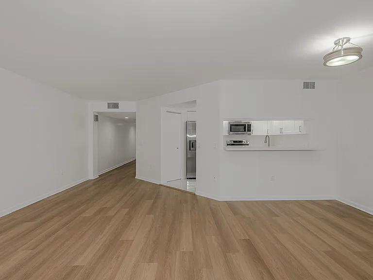 13800 SW 14th St #211C — Photo 11