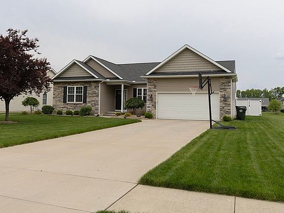 2nd image of 13170 Kensington Dr