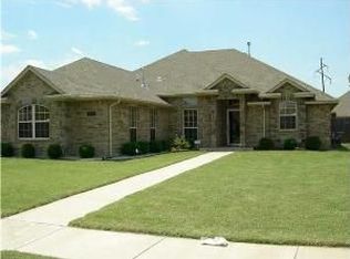 1017 Renita Way, Moore, OK 73160
