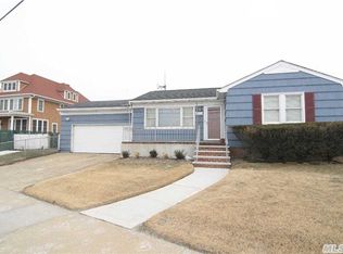 11715 Beach Channel Dr, Rockaway Park, NY 11694