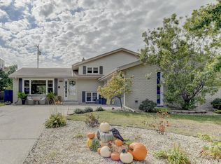 2032 Martha St, Highland, IN 46322