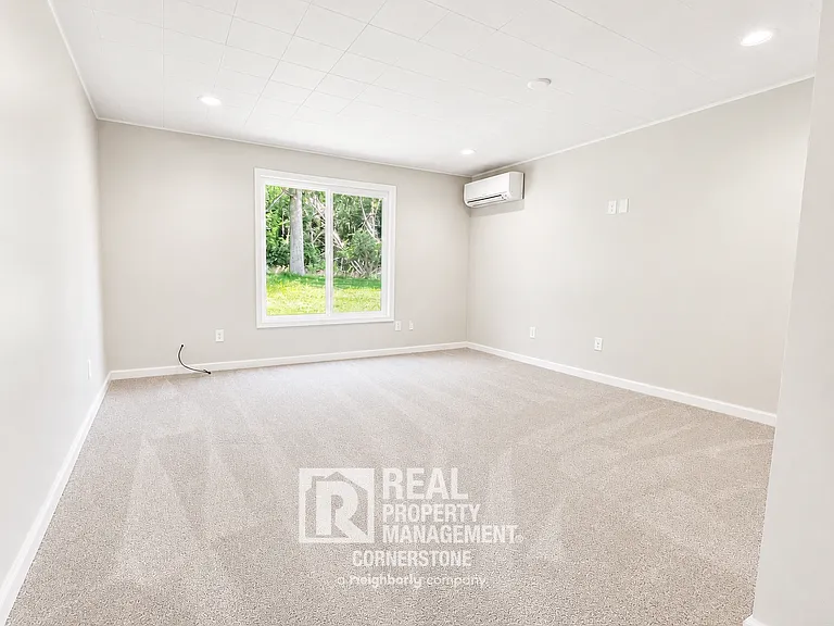 8620 Portage Rd — Photo 8