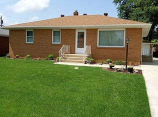 1530 Manhattan Dr, Streator, IL 61364
