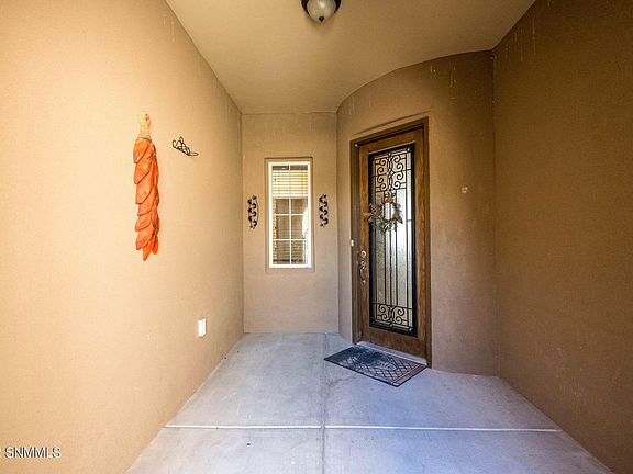 5th image of 4347 Isleta Ct