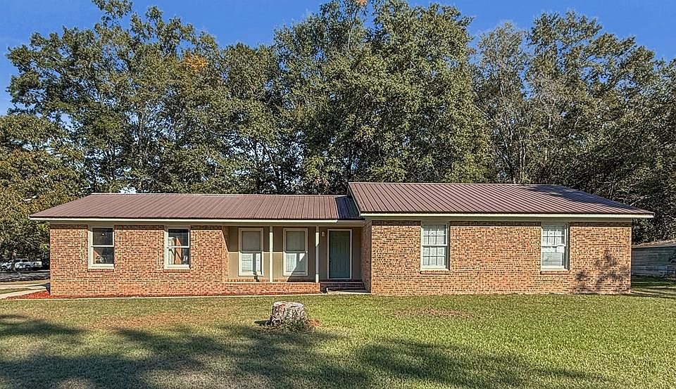 1st image of 138 Vann Dr