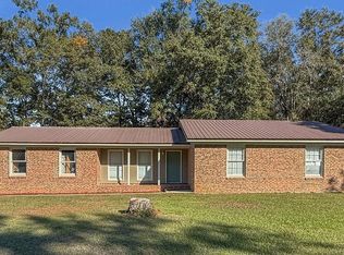 138 Vann Dr, Ashford, AL 36312