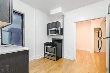 Rented by Hillel Realty Group