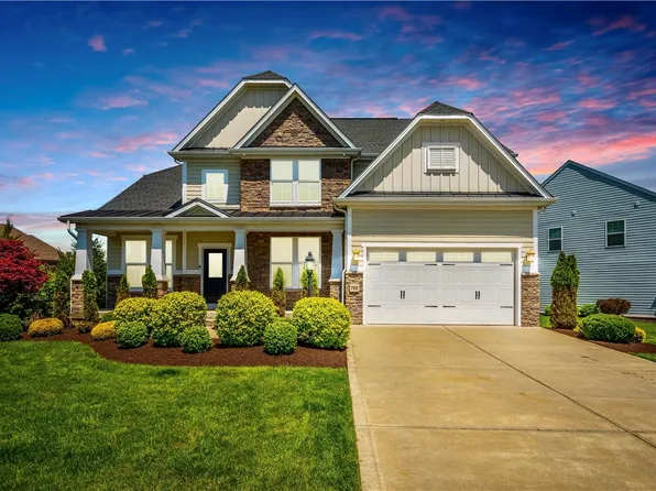 705 Jonagold Dr, Canonsburg, PA 15317