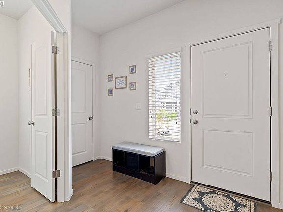 4th image of 5707 NE 129th Pl