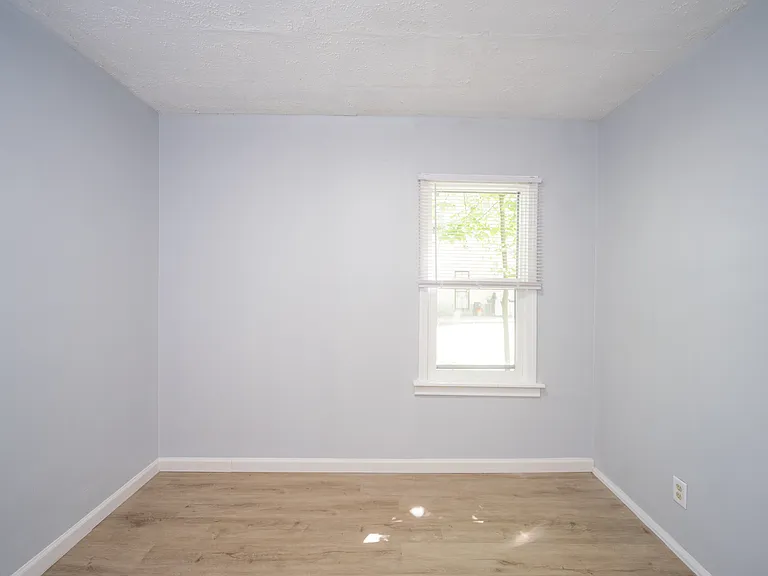 22675 Santa Maria St — Photo 26