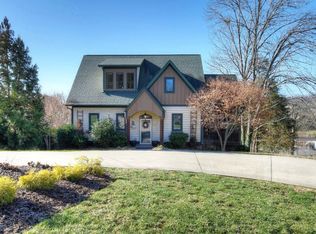 121 Lake Haven Dr, Gray, TN 37615