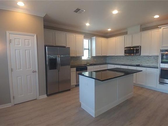 4th image of 10029 Sevington St
