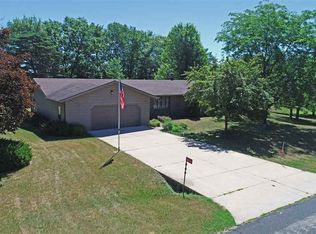 N6331 Pond St, Manawa, WI 54949