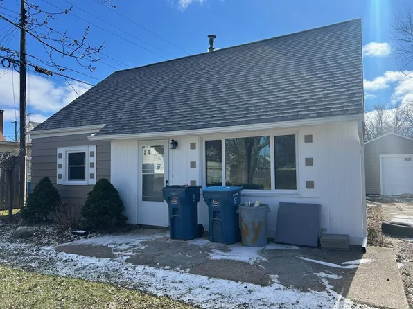 2916 Sterling Rd, Lorain, OH 44052