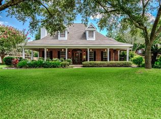 120 E Timberlane Dr, Alvin, TX 77511