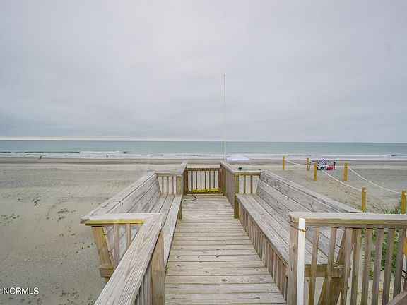 3rd image of 223 W Beach Drive